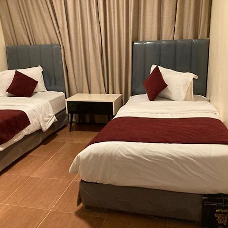 Uptown Hotel Apartment Амман Экстерьер фото