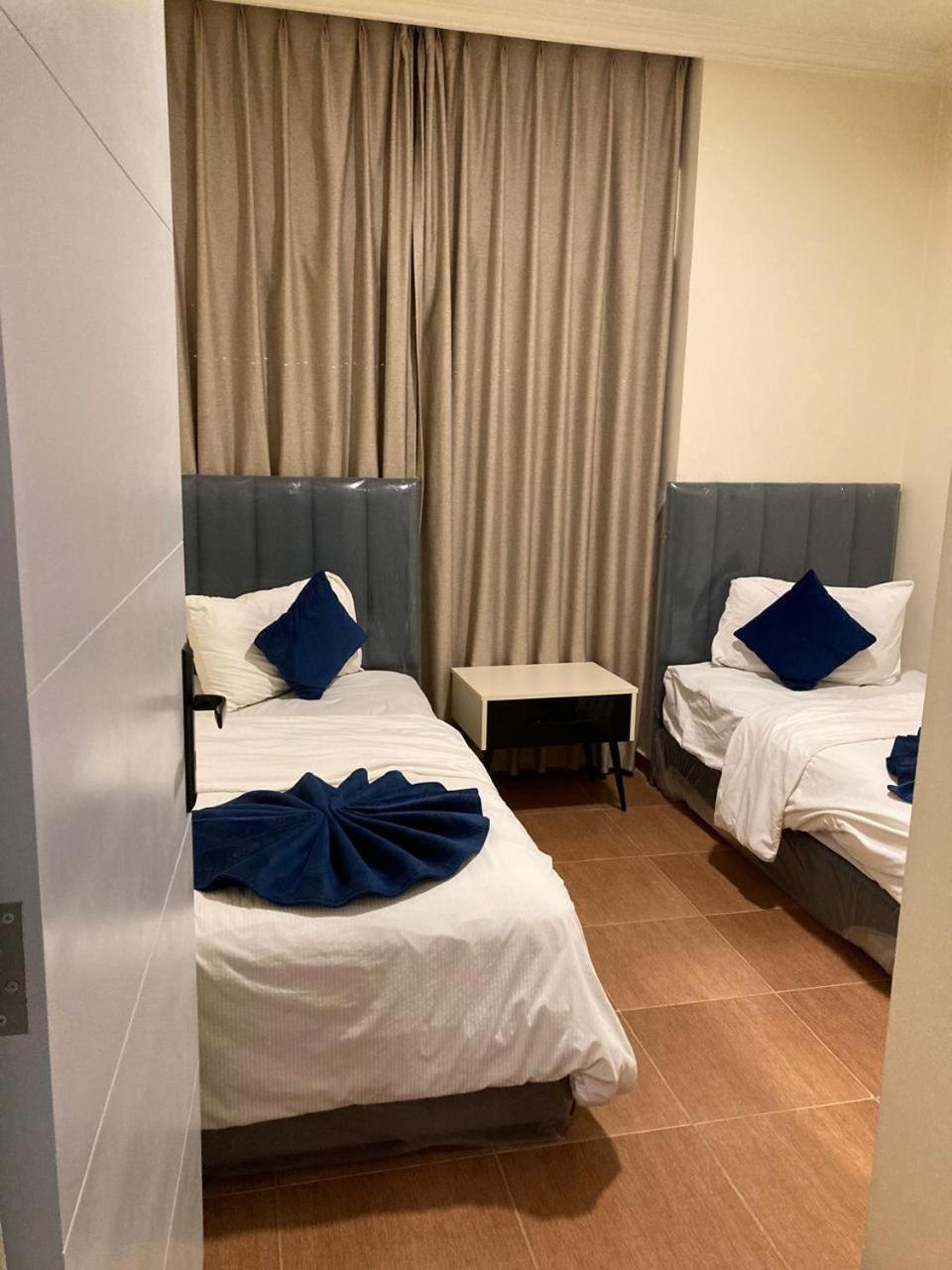 Uptown Hotel Apartment Амман Экстерьер фото