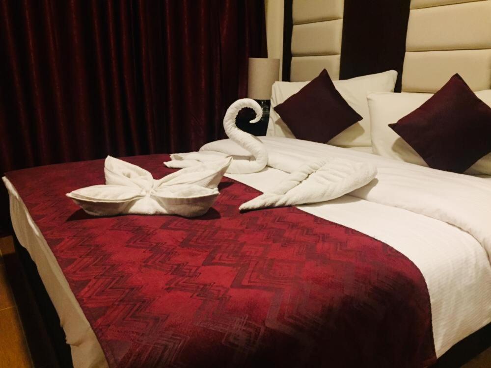 Uptown Hotel Apartment Амман Экстерьер фото